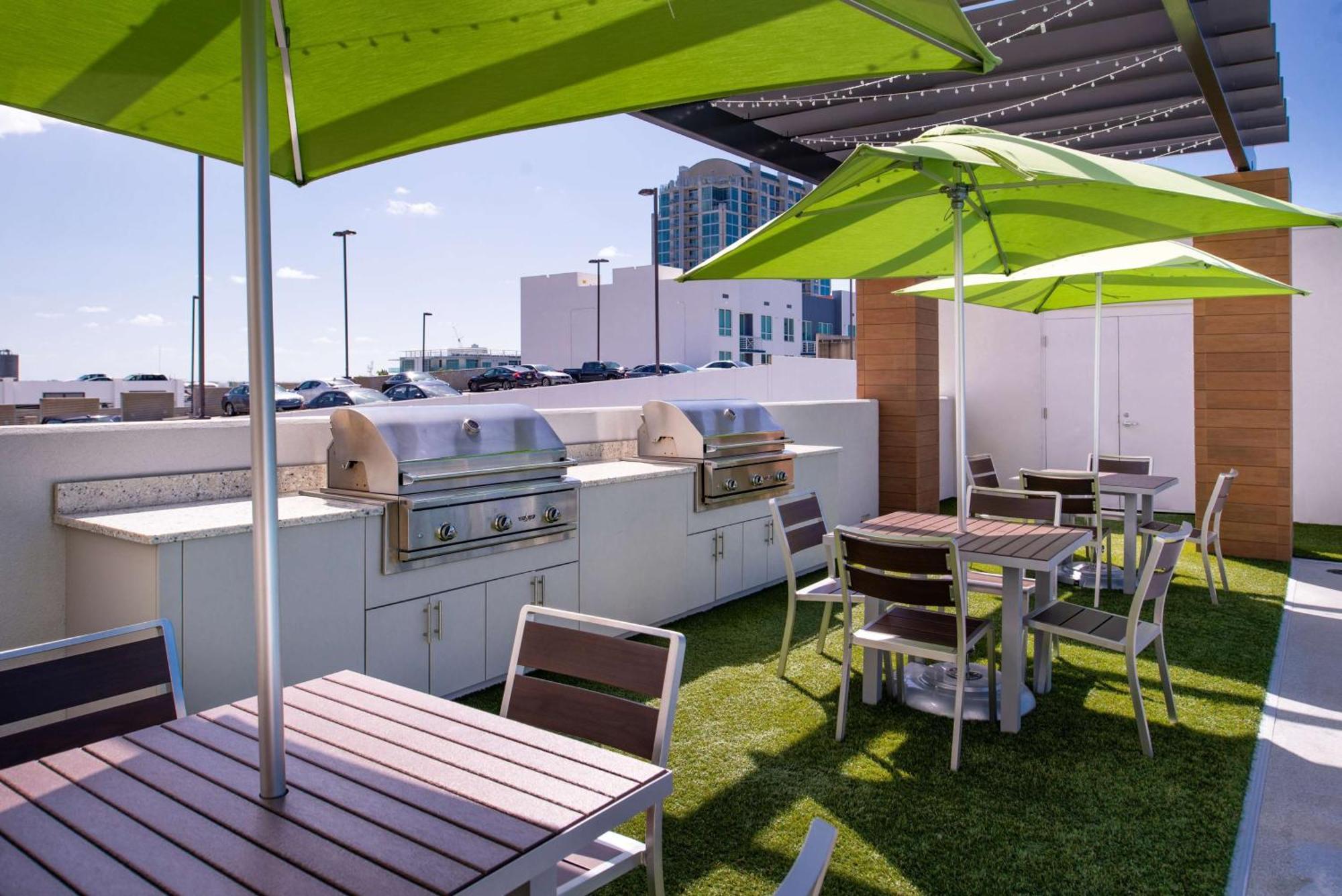 Hampton Inn Tampa Downtown Channel District מראה חיצוני תמונה